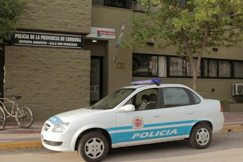 Policia-de-Arroyito.jpg