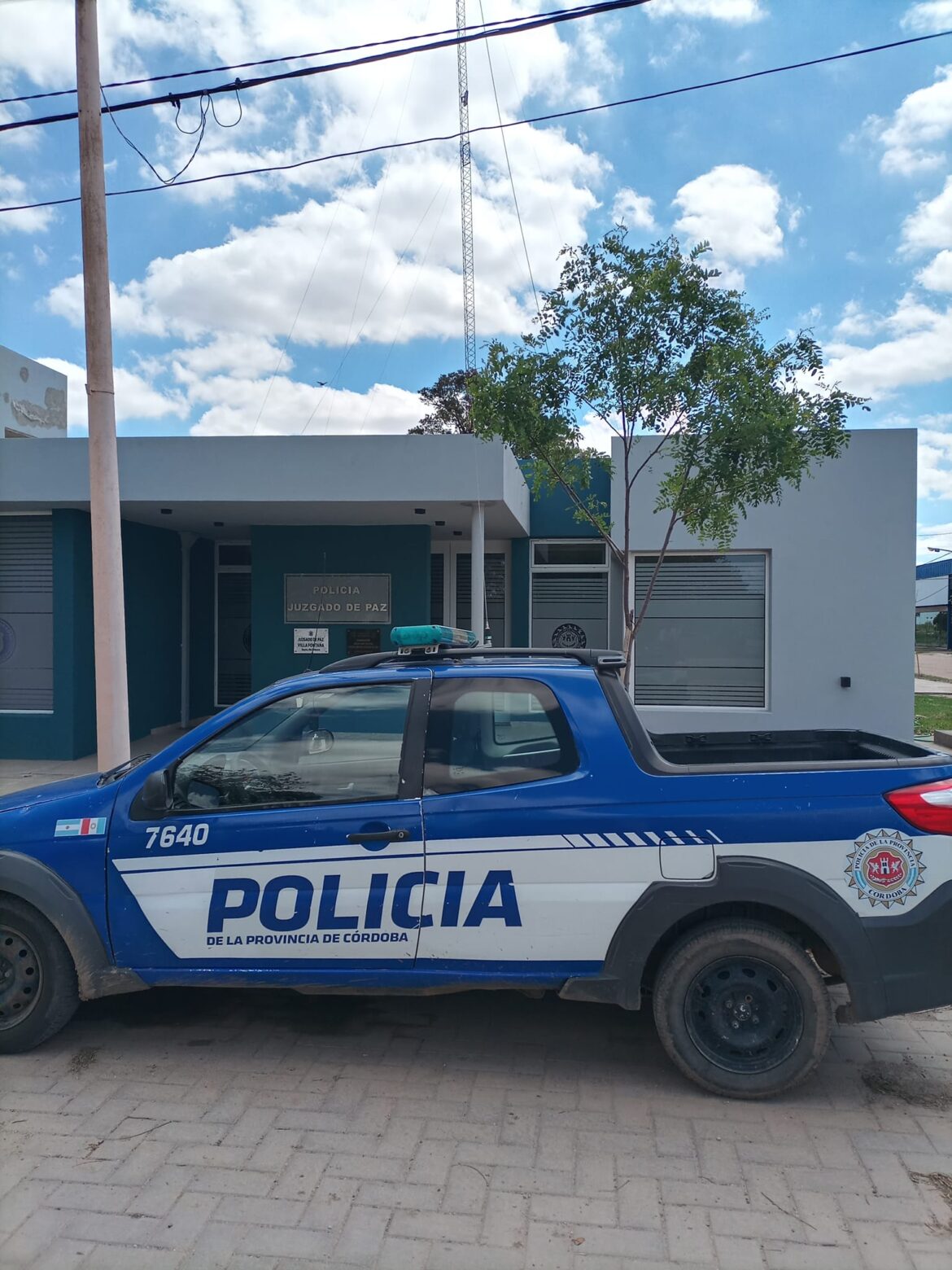Policia-La-Para-1170x1560.jpg